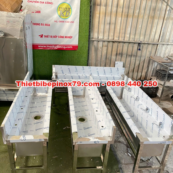 CHẬU RỬA INOX 304 NHIỀU VÒI DÀNH CHO TRẺ EM VÀ NGƯỜI LỚN GIA CÔNG THEO KÍCH THƯỚC YÊU CẦU