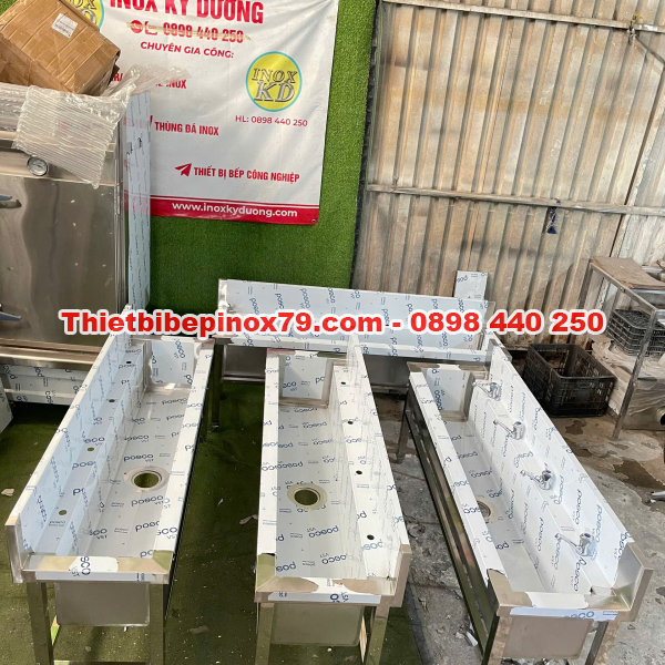 CHẬU RỬA INOX 304 NHIỀU VÒI DÀNH CHO TRẺ EM VÀ NGƯỜI LỚN GIA CÔNG THEO KÍCH THƯỚC YÊU CẦU