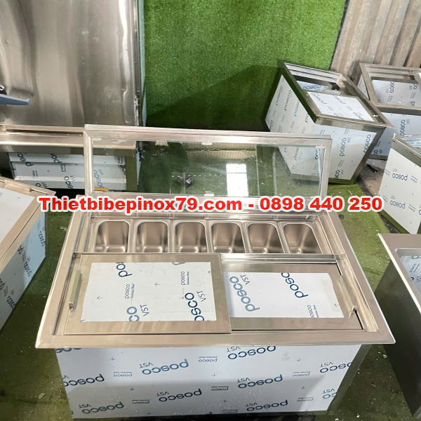 THÙNG ĐÁ INOX 304 ÂM QUẦY TÍCH HỢP KHAY TOPPING CHO QUÁN TRÀ SỮA VÀ QUÁN CHÈ