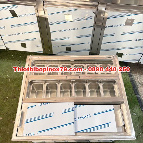 THÙNG ĐÁ INOX NÂM QUẦY 12 KHAY TOPPING TRƯNG BÀY ĐẸP MẮT, TIỆN LỢI PHA CHẾ