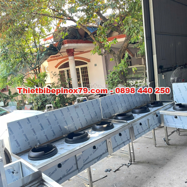 BẾP Á 3 HỌNG CÔNG NGHIỆP INOX 304 – HIỆU SUẤT CAO, TIẾT KIỆM NHIÊN LIỆU CHO NHÀ HÀNG, QUÁN ĂN
