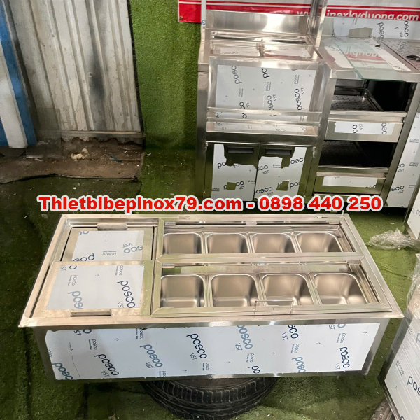THÙNG ĐÁ INOX 304 TÍCH HỢP 8 KHAY TOPPING 1/6 – GIẢI PHÁP LƯU TRỮ TOPPING THÔNG MINH CHO QUẦY PHA CHẾ