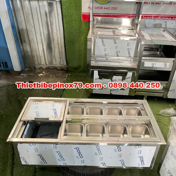 THÙNG ĐÁ INOX 304 TÍCH HỢP 8 KHAY TOPPING 1/6 – GIẢI PHÁP LƯU TRỮ TOPPING THÔNG MINH CHO QUẦY PHA CHẾ