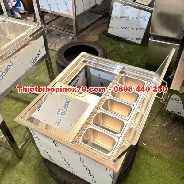 THÙNG ĐÁ INOX 304 5 KHAY TOPPING 1/9 – THIẾT KẾ GỌN GÀNG, BẢO QUẢN ĐÁ TIỆN LỢI, TỐI ƯU