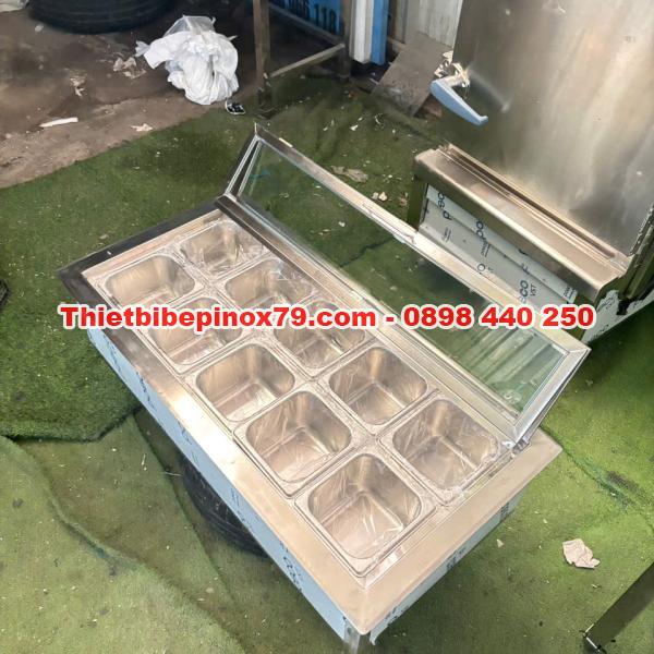 THÙNG ĐÁ INOX ÂM QUẦY 10 KHAY TOPPING 1/6 GIA CÔNG TẠI XƯỞNG, GIÁ CẢ HỢP LÍ