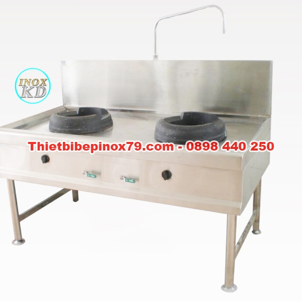 BẾP Á ĐÔI KIỀNG BÁNH Ú