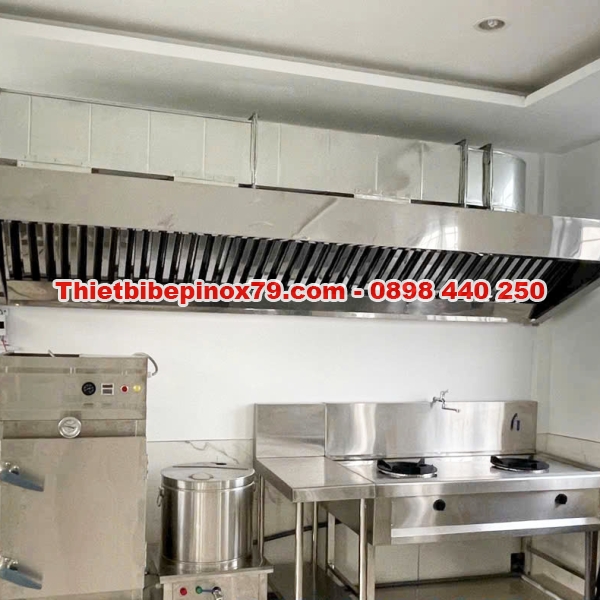 SỬ DỤNG HỆ BẾP INOX CÔNG NGHIỆP GIÁ RẺ 