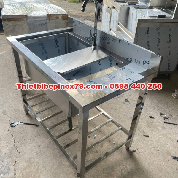 CHẬU RỬA CÔNG NGHIỆP MỘT HỌC CÓ KỆ SONG DƯỚI