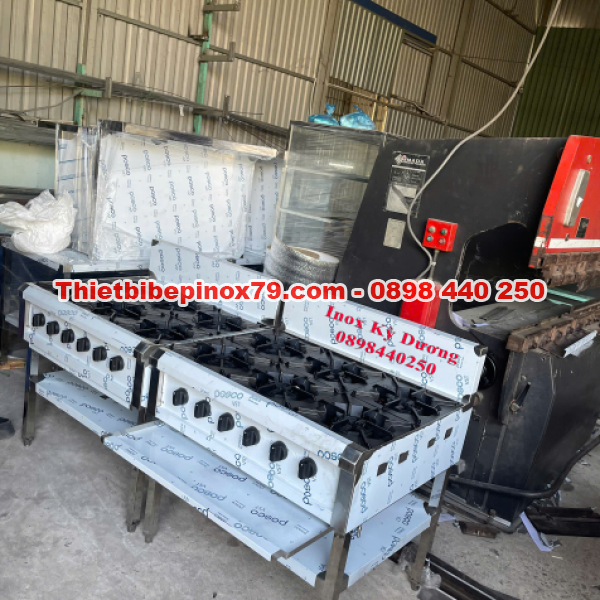 BẾP ÂU INOX 304 CÔNG NGHIỆP NHIỀU HỌNG GIA CÔNG TẠI XƯỞNG – GIẢI PHÁP NẤU NƯỚNG CHUYÊN NGHIỆP CHO NHÀ HÀNG