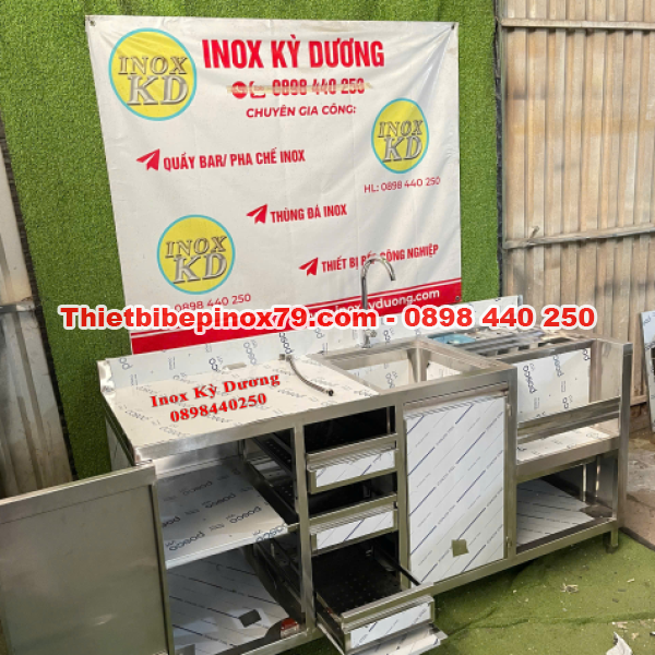 QUẦY PHA CHẾ INOX 304 TÍCH HỢP CHẬU RỬA – GIẢI PHÁP TỐI ƯU CHO QUÁN BAR, TRÀ SỮA, CÀ PHÊ