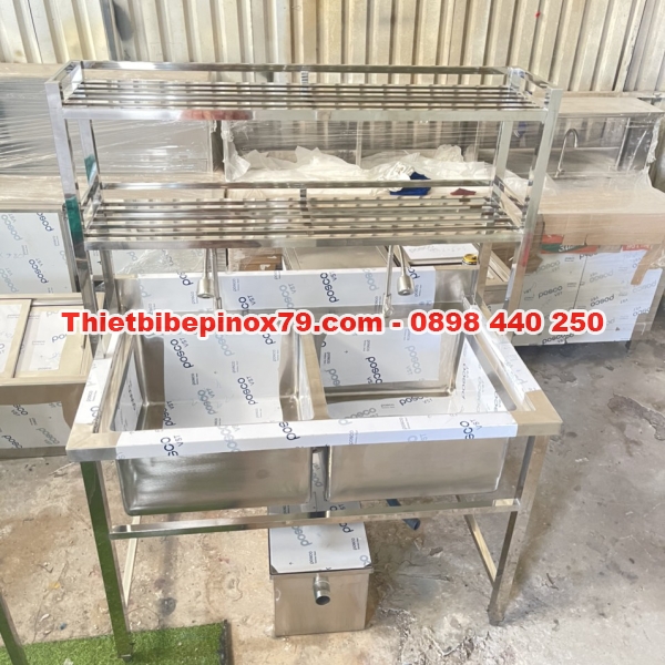 CHẬU RỬA HAI  HỌC CÓ KỆ SONG TRÊN HAI TẦNG