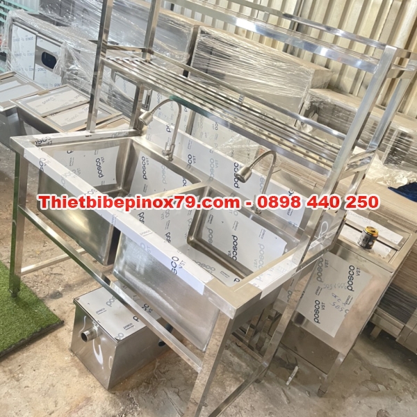 CHẬU RỬA HAI  HỌC CÓ KỆ SONG TRÊN HAI TẦNG