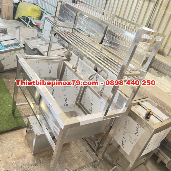 CHẬU RỬA HAI  HỌC CÓ KỆ SONG TRÊN HAI TẦNG