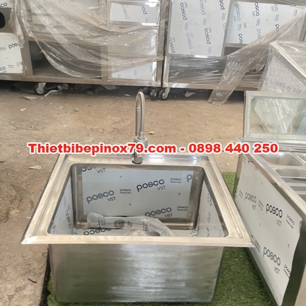  CHẬU RỬA ÂM QUẦY MỘT HỌC