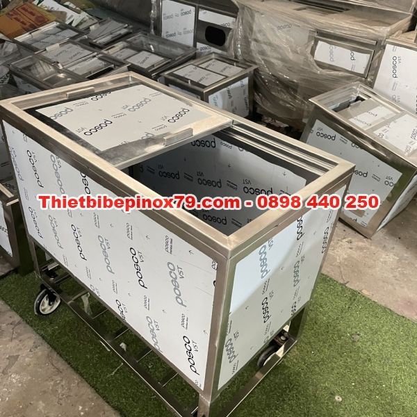 THÙNG ĐÁ INOX 304 CÓ CHÂN BÁNH XE 