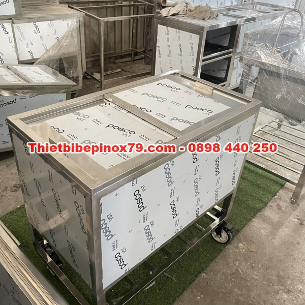THÙNG ĐÁ INOX 304 CÓ CHÂN BÁNH XE 