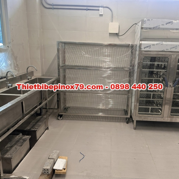 Hệ bếp inox công nghiệp 3