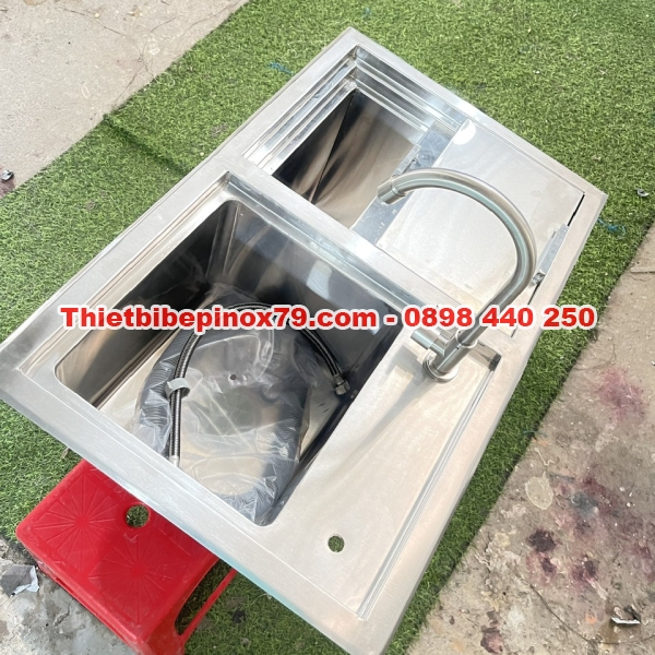 THÙNG ĐÁ KÈM CHẬU RỬA ÂM QUẦY