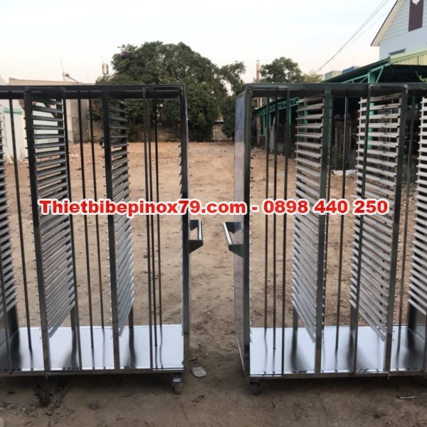  XE ĐẨY KHAY CƠM DÙNG TRONG CÔNG TY , TRƯỜNG HỌC, NHÀ HÀNG 