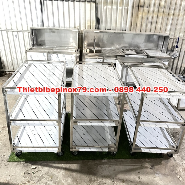  XE ĐẨY 3 TẦNG CÓ BÁNH XE DI CHUYỂN