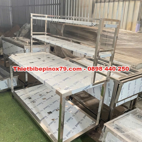  BÀN INOX HAI TẦNG PHẲNG KÈM KỆ TRÊN HAI TẦNG 