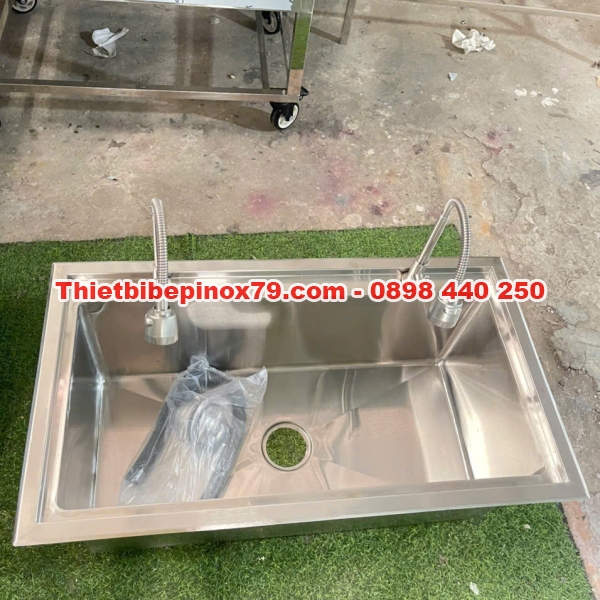 CHẬU RỬA ÂM QUẦY MỘT HỌC HAI VÒI