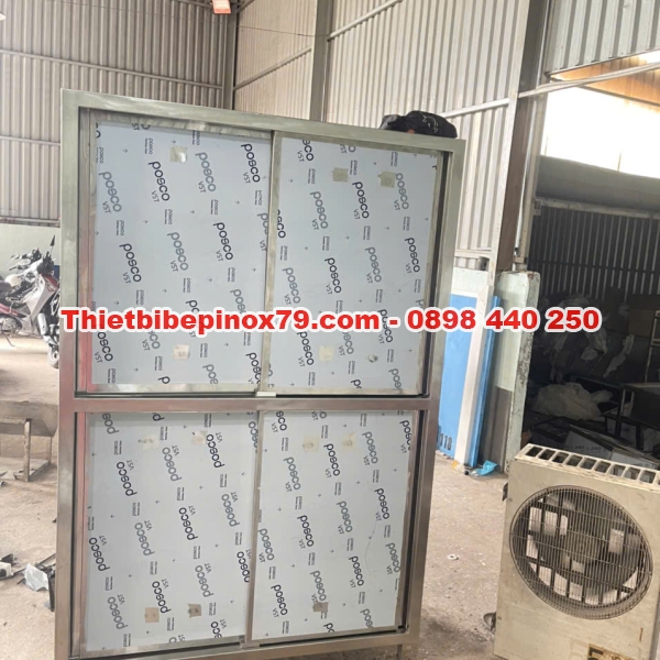 TỦ CHÉN INOX 304 DÙNG TRONG KHU BẾP NHÀ HÀNG. SUẤT ĂN CÔNG NGHIỆP