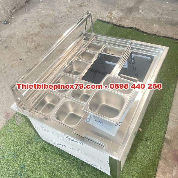 THÙNG ĐÁ INOX 304 ÂM QUẦY CÓ 6 KHAY TOPPING 1/4  VÀ 4 KHAY 1/9