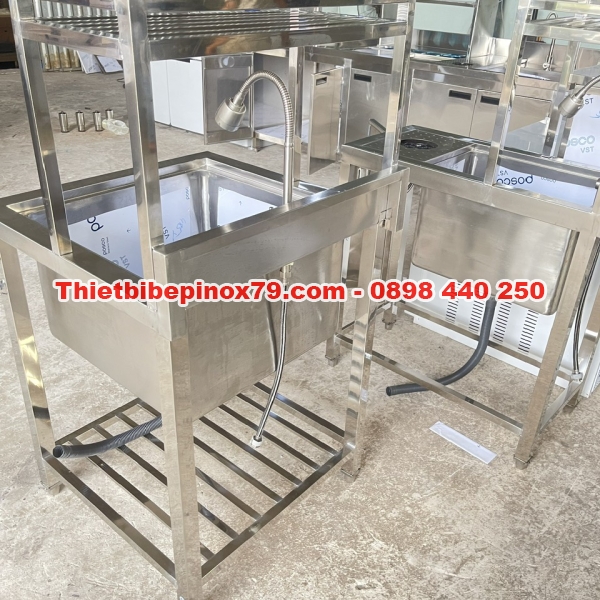 CHẬU RỬA MỘT HỌC CÓ KỆ SONG TRÊN VÀ KỆ SONG DƯỚI