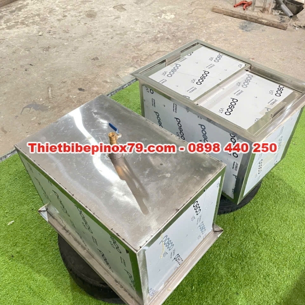 THÙNG ĐÁ INOX ÂM QUẦY CÓ VAN XẢ NƯỚC