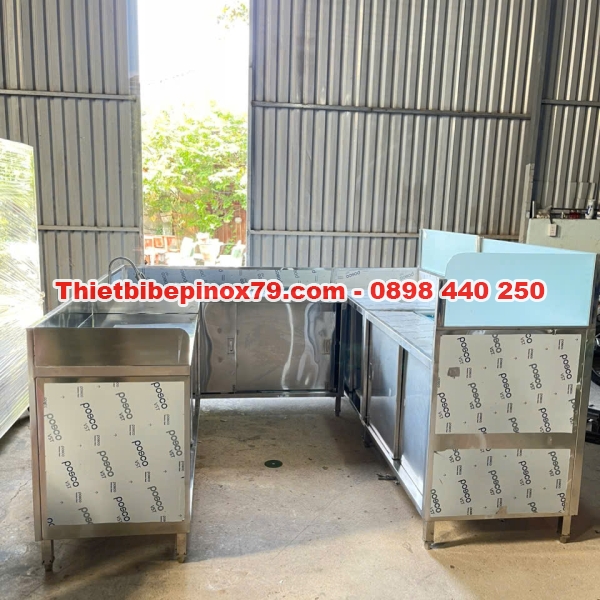 THIẾT KẾ  VÀ SẢN XUẤT HỆ QUẦY PHA CHẾ INOX 304 THEO YÊU CẦU 