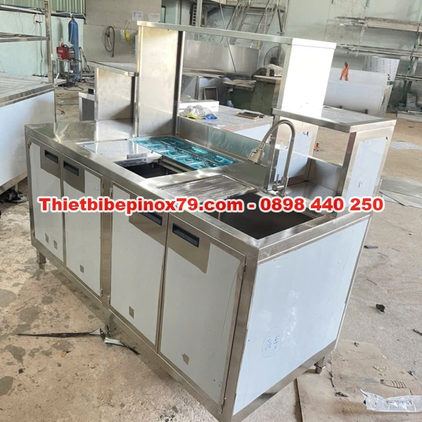 QUẦY PHA CHẾ TRÀ SỮA CÓ THÙNG ĐÁ KHAY TOPPING