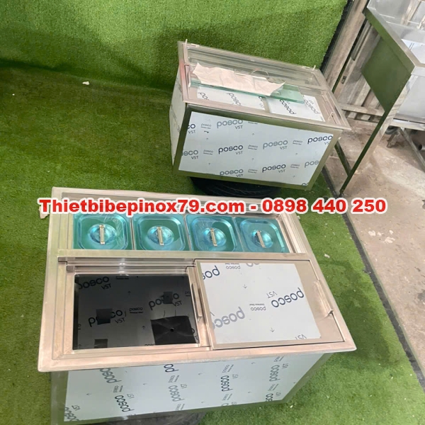 THÙNG ĐÁ INOX 304 CÓ 4 KHAY TOPPING