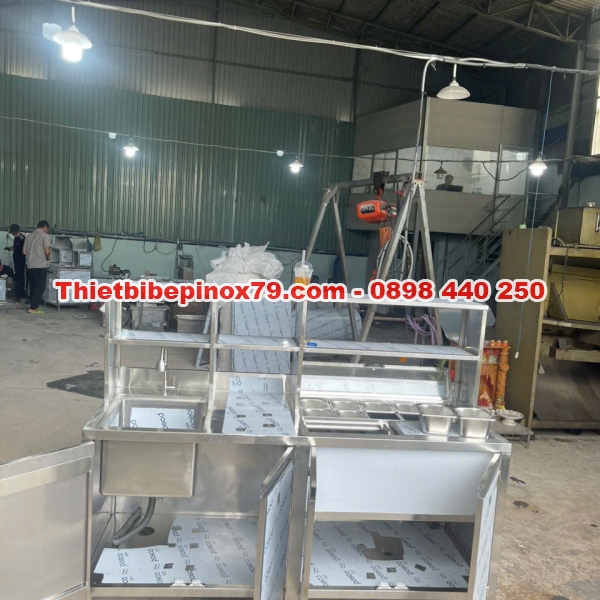 VÌ SAO NÊN SỬ DỤNG QUẦY PHA CHẾ INOX 