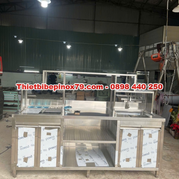 SỬ DỤNG QUẦY PHA CHẾ INOX KỲ DƯƠNG GIÁ TỐT HÀNG CHẤT LƯỢNG