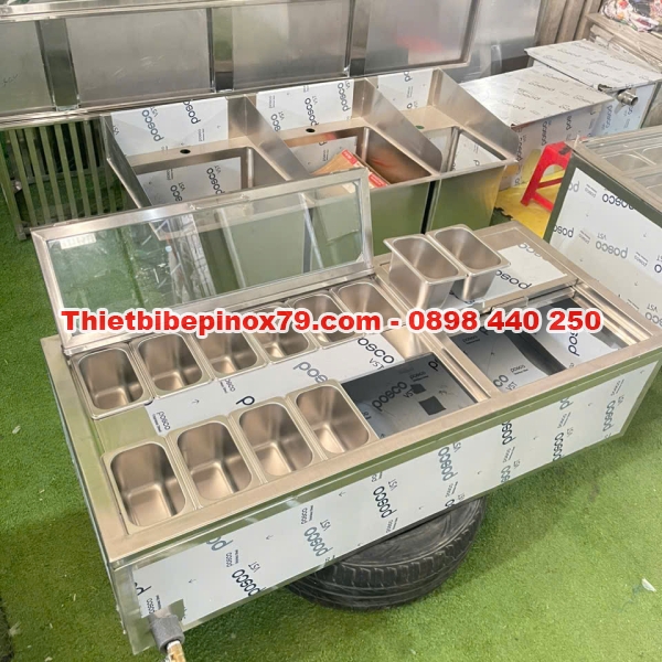 THÙNG ĐÁ INOX CÓ 12 KHAY TOPPING ĐẶT TRÊN MẶT BÀN