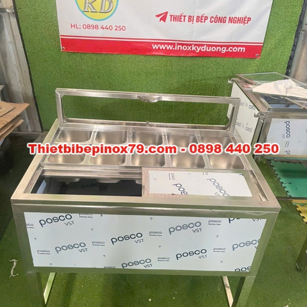 THÙNG ĐÁ INOX 304 CÓ CHÂN VÀ KHAY TOPPING ĐỰNG THẠCH