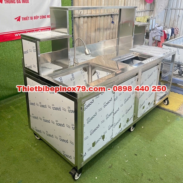 QUẦY PHA CHẾ INOX TIỆN LỢI KHI SỬ DỤNG 