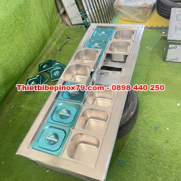 THÙNG ĐÁ INOX 304 GIỮ LẠNH 14 KHAY TOPPING ĐẶT ÂM MẶT QUẦY 