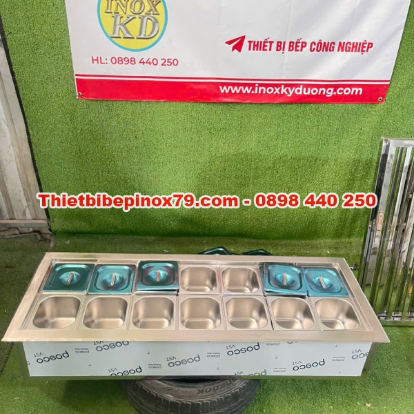 THÙNG ĐÁ INOX 304 GIỮ LẠNH 14 KHAY TOPPING ĐẶT ÂM MẶT QUẦY 