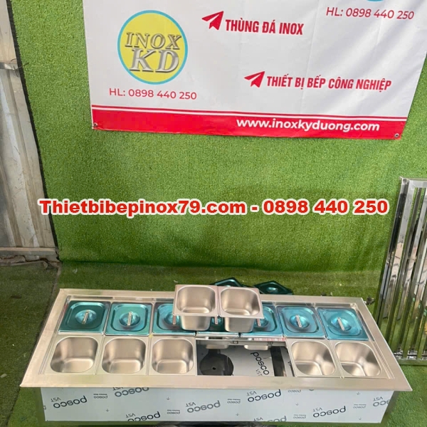 THÙNG ĐÁ INOX 304 GIỮ LẠNH 14 KHAY TOPPING ĐẶT ÂM MẶT QUẦY 