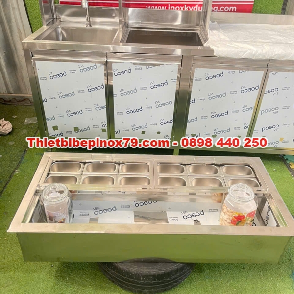 THÙNG ĐÁ INOX GIỮ LẠNH KHAY TOPPING VÀ HỦ TRÁI CÂY