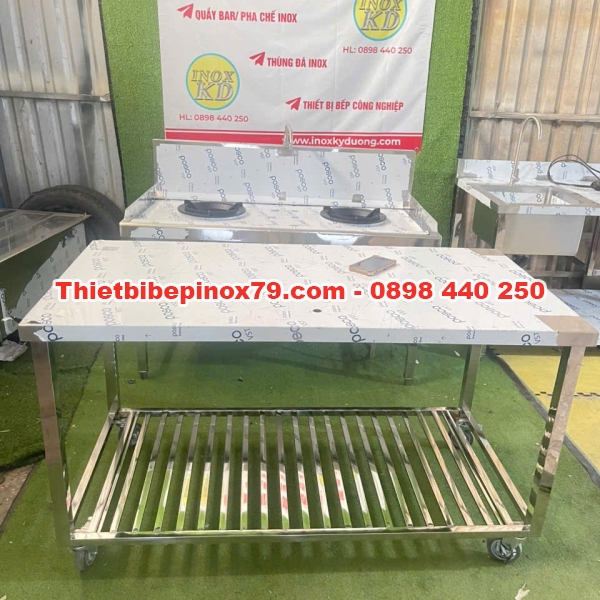 BÀN INOX 2 TẦNG CÓ BÁNH XE DI CHUYỂN