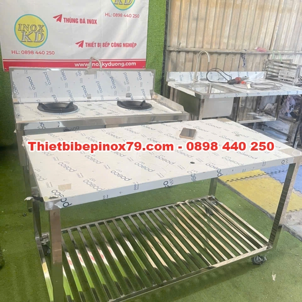 BÀN INOX 2 TẦNG CÓ BÁNH XE DI CHUYỂN