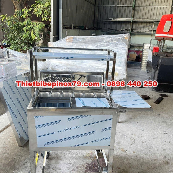 Thùng đá inox có chân bánh xe kèm kệ một tầng