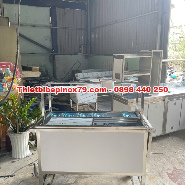 Thùng đá inox có chân bánh xe kèm khay topping