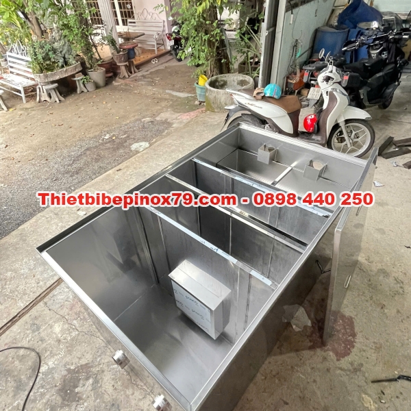 Bẫy mỡ tổng inox 304 dùng trong tòa nhà