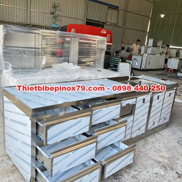 Tủ bồn rửa inox 304 có nắp rác và học kéo