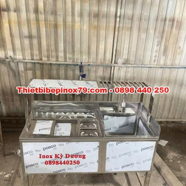 THÙNG ĐÁ INOX KÈM CHẬU RỬA TÍCH HỢP KỆ TRÊN – GIẢI PHÁP 2 TRONG 1 CHO QUẦY PHA CHẾ CHUYÊN NGHIỆP