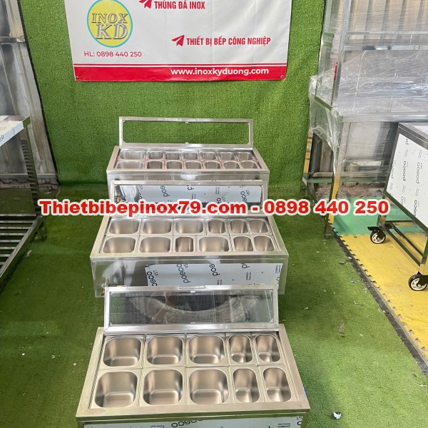 THÙNG ĐÁ INOX 304 KHAY TOPPING NẮP KÍNHTRONG SUỐT CHO QUÁN TRÀ SỮA VÀ QUÁN CHÈ